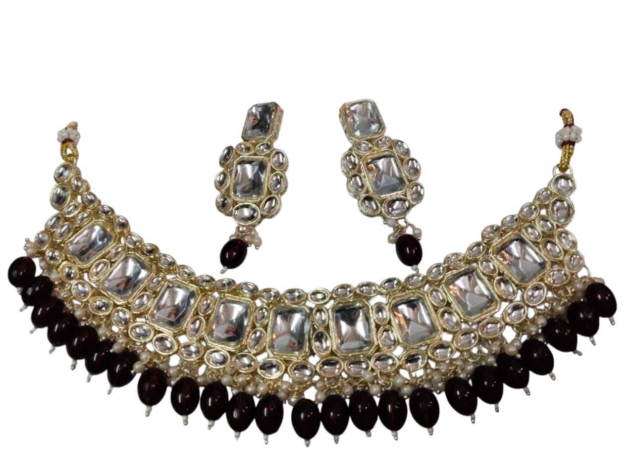 Square Graceful Kundan Maroon Jewel Set