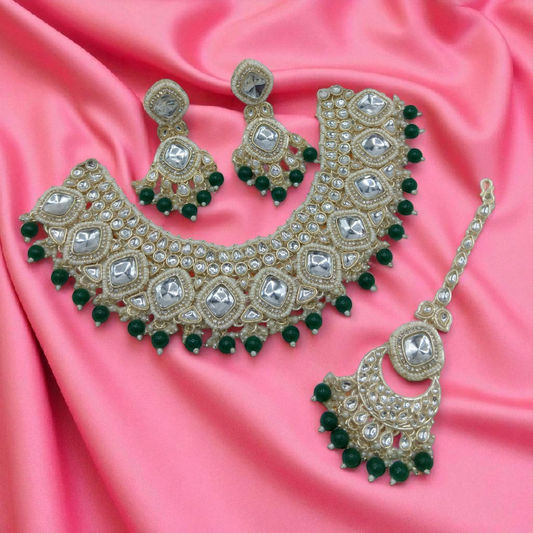 Charming Choker Necklace (green)