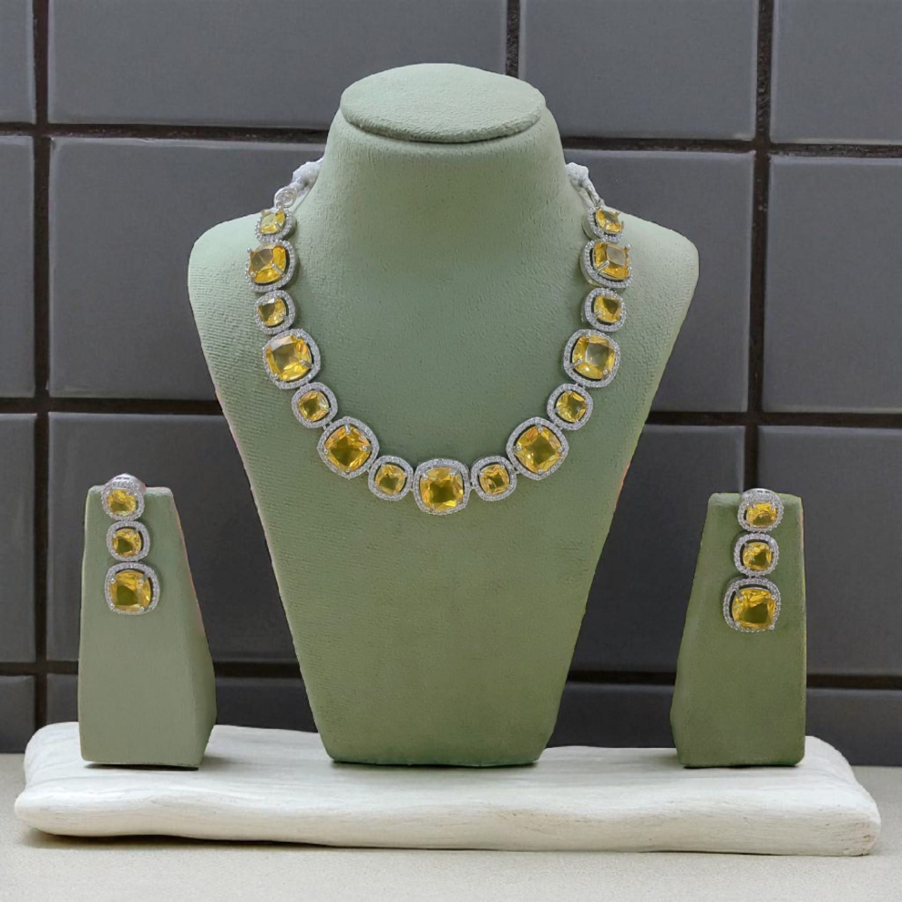 AD Classic Style Necklace Set