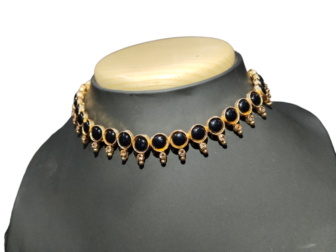 Black Colour Copper Plated Necklace Set