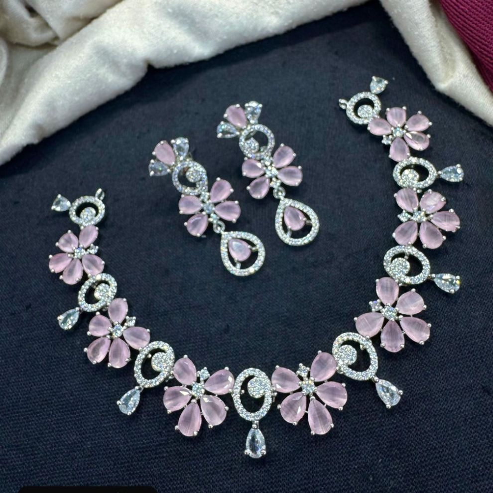 Sparkling Floral AD Necklace Set with Earrings