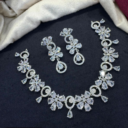 Sparkling Floral AD Necklace Set with Earrings